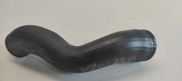 Volvo V70 Air intake hose/pipe