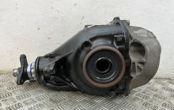 BMW 4 F32 F33 Rear differential 7544873