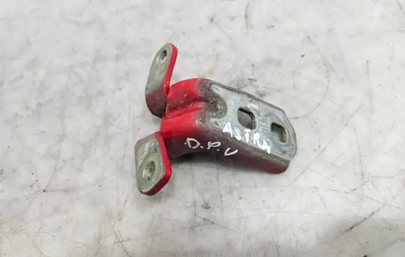 Opel Astra K Front door upper hinge A046057