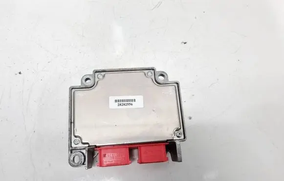 Tesla Model S Airbag control unit/module 101878100A