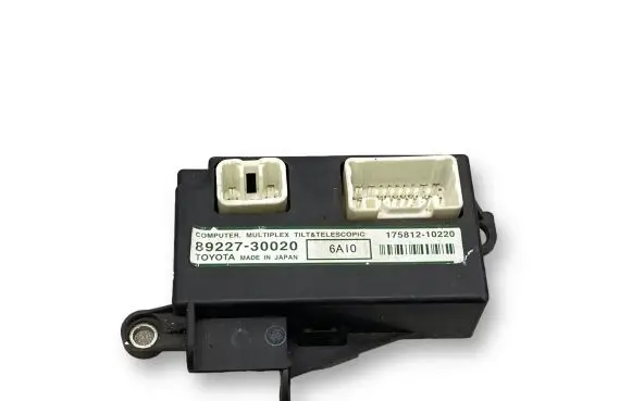 Lexus IS 220D-250-350 Other control units/modules 8922730020 17581210220