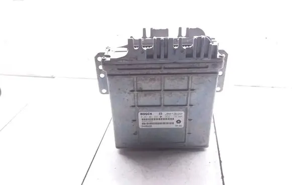 Chrysler Voyager Engine control unit/module P04686660AB 0281001333
