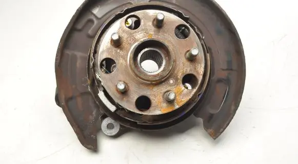 Lexus IS III XE30 Rear wheel hub spindle/knuckle 