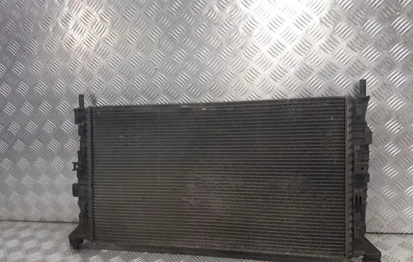 Ford Focus Coolant radiator 3M5T8005TL