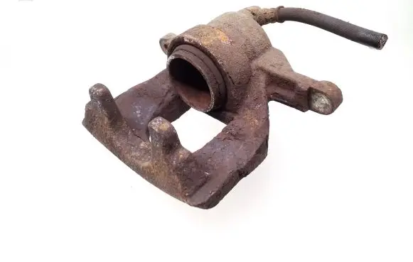 Toyota Auris 150 Front brake caliper Y04303