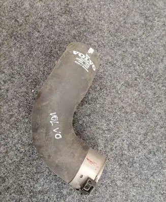 Volvo XC90 Intercooler hose/pipe 32222269