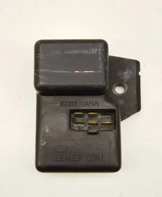 Subaru Forester SF Window wiper relay 3300120517