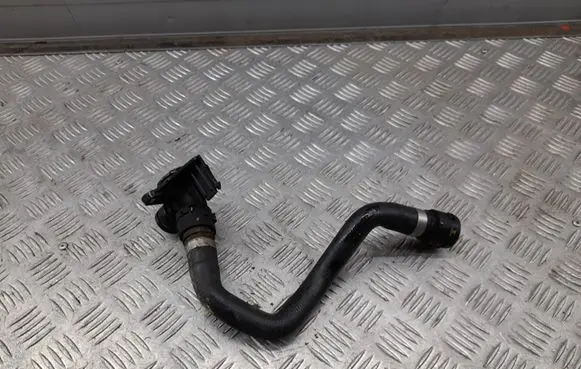 Audi Q5 SQ5 Engine coolant pipe/hose 8R0819332C