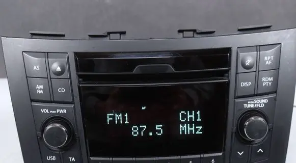 Suzuki Swift II Radio/CD/DVD/GPS head unit 3910168L00