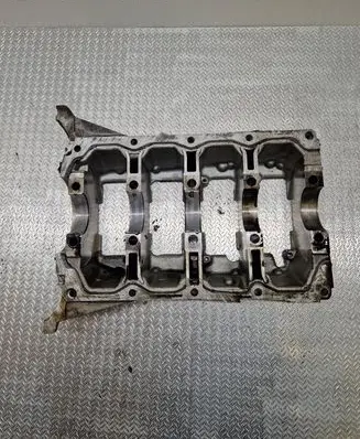 Opel Meriva A Engine head 73500430