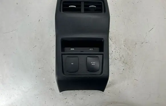 Ford Edge II Rear air vent grill FT4BR045J90B DS7T19G247AC 20019977