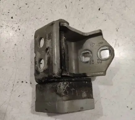 Renault Scenic II - Grand scenic II Front door lower hinge 