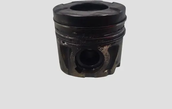 Opel Zafira B Piston