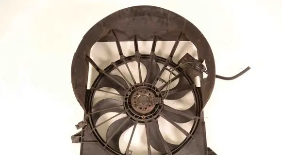 Dodge Nitro Radiator cooling fan shroud 68003968AB