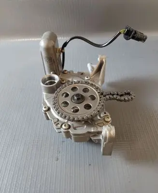 Volvo V90 Cross Country Oil pump 32140128 32298530