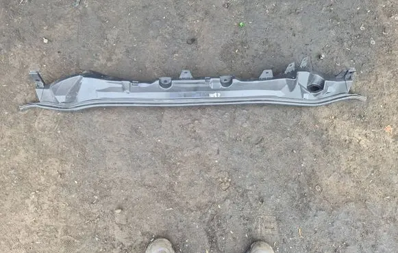 Citroen C3 Wiper trim 9811979680