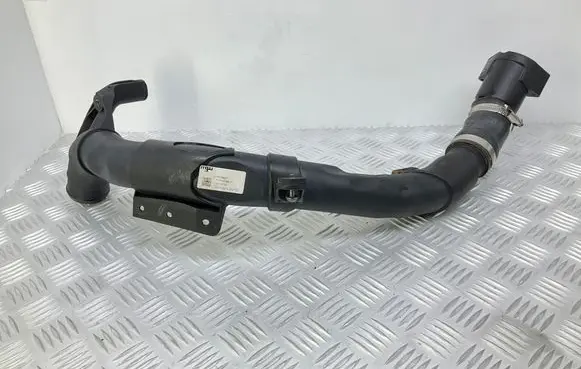 Volkswagen Touran II Intercooler hose/pipe 1K0145840AE