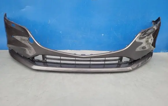Mazda 6 Front bumper GSH750031