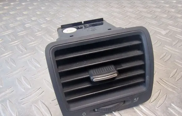 Volkswagen Golf V Dashboard side air vent grill/cover trim 1K0819709