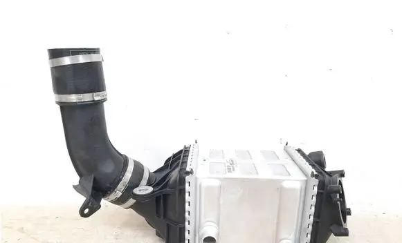 BMW M6 Intercooler radiator 7843119 17517843119