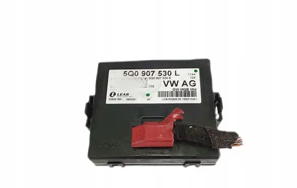 Volkswagen PASSAT B8 Gateway control module 5Q0907530L