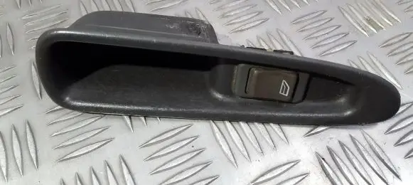 Volvo S40, V40 Electric window control switch 03458028
