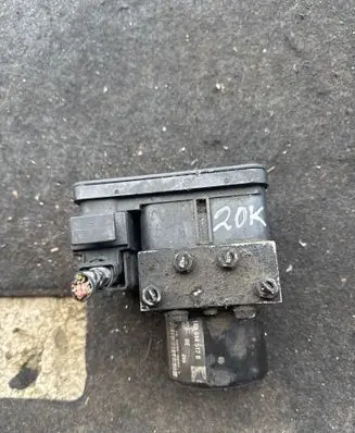 Volkswagen Touran I ABS Pump 1K0907379D 10096003433 1K0614517B