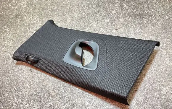 BMW 5 G30 G31 G38 (B) pillar trim (top) 7384527 52107010