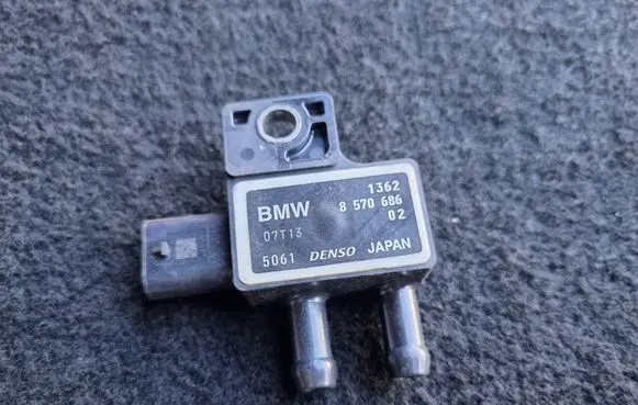 BMW 4 F36 Gran coupe Exhaust gas pressure sensor 8570686