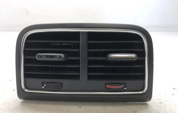Audi A5 Sportback 8TA Rear air vent grill 8K0819203