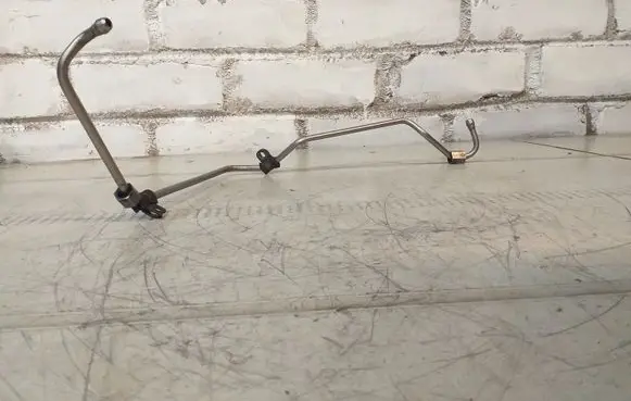 Audi A4 S4 B7 8E 8H Turbo turbocharger oiling pipe/hose 3G145771B