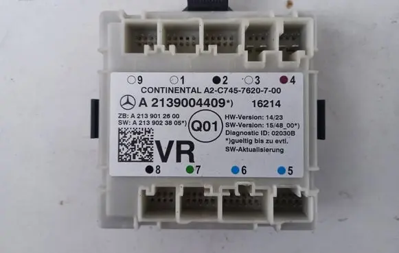 Mercedes-Benz E W213 Door control unit/module A2139004409