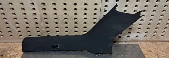 Audi A6 Allroad C5 (D)pillar trim (top) 