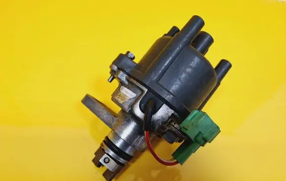 Daihatsu Gran Move Spark distributor 19100-87249