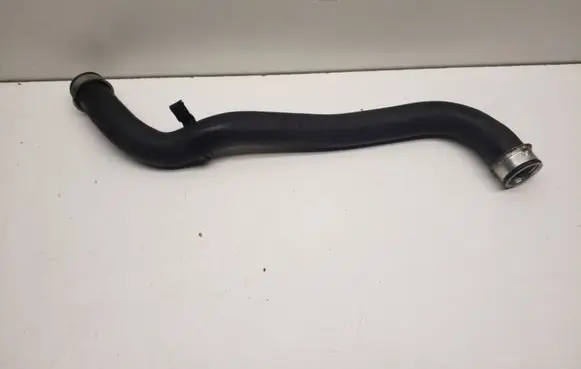 Mercedes-Benz CLS C219 Engine coolant pipe/hose a2115015382