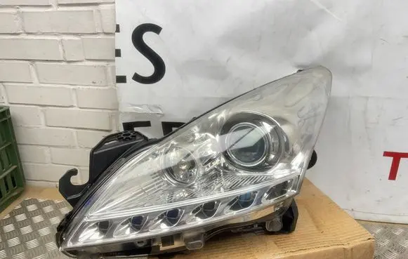 Peugeot 3008 I Headlight/headlamp 9672682580
