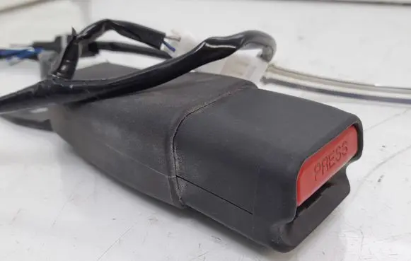 Mitsubishi ASX Front seatbelt buckle 6173458A 6187695A