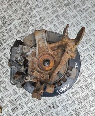 Volkswagen Touareg I Stub axle 