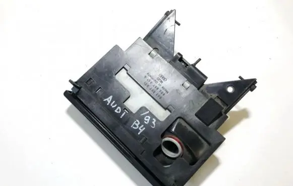Car ashtray