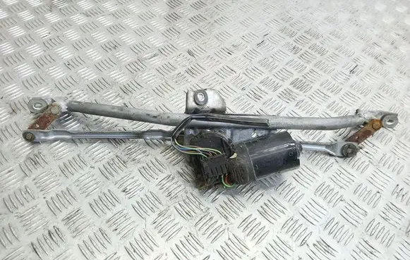 Audi A4 S4 B5 8D Front wiper linkage and motor