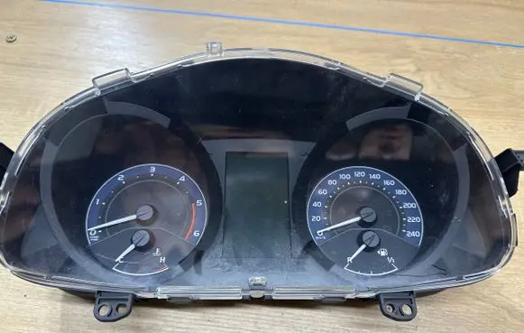 Toyota Auris E180 Speedometer (instrument cluster) 0000000382 18082015 A2C94485000