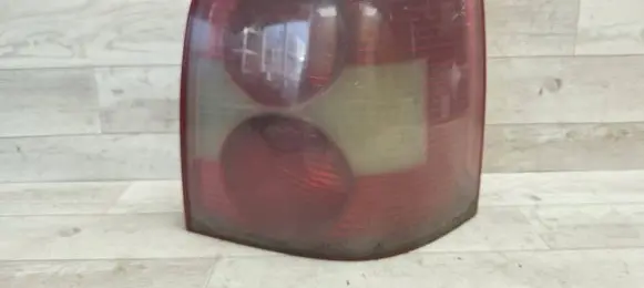 Volkswagen PASSAT B5.5 Rear/tail lights 3B9945096AA 3B9945096