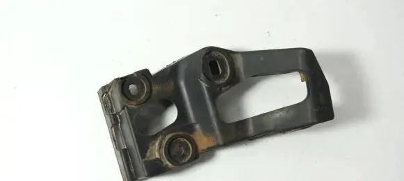 Audi A4 S4 B7 8E 8H Fender mounting bracket 8E0853922D
