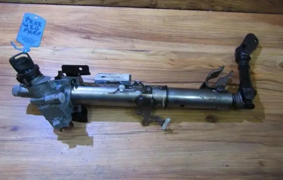 Seat Alhambra (Mk1) Steering wheel axle 7m3905875