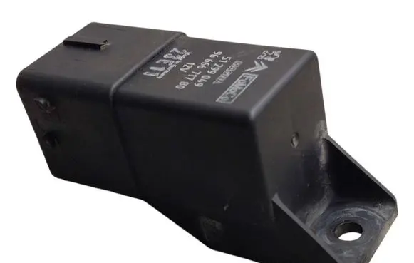 Volvo V50 Glow plug pre-heat relay 51299049 9666671780