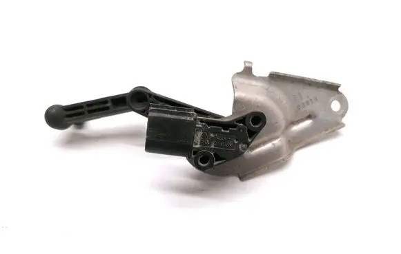 Tesla Model 3 Air suspension front height level sensor 1044941-00-B