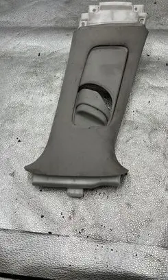 Lexus IS 220D-250-350 (B) pillar trim (top) 6241153060