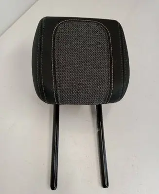 Peugeot 2008 II Rear seat headrest