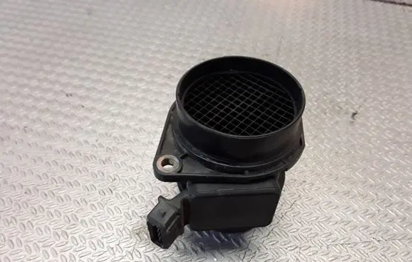 Volvo S40, V40 Mass air flow meter 7700105010B 5WK9615