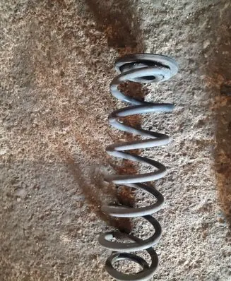 Volkswagen Touran III Rear coil spring